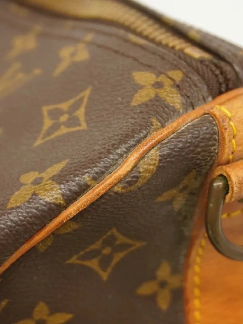 Authentic Louis Vuitton keepall 60 bandouliere travel with strap
